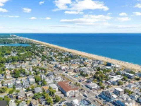 Spacious 4-bedroom condo steps from The Starboard in Dewey Beach