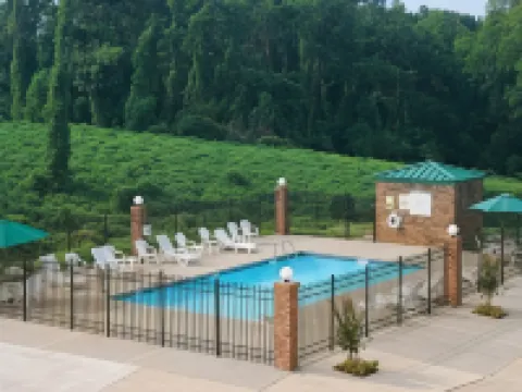 Quality Inn Dahlonega Near University Hotels in Lumpkin County