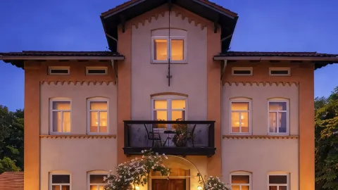 Dorfschänke Deggendorf Hotel & Apartmenthaus in Deggendorf