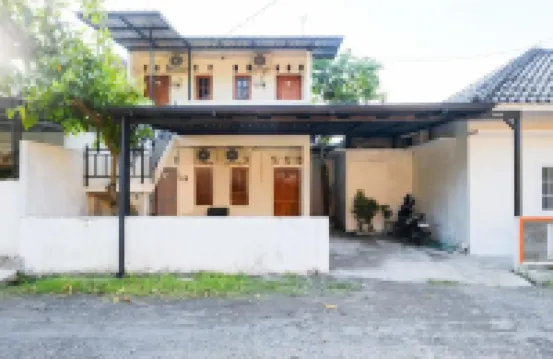 Danesty Homestay Sedayu near Universitas Mercu Buana Yogyakarta RedPartner