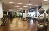 Warm 3BR Direct Access To Mall La Riz Supermall Mansion Apartment By Travelio