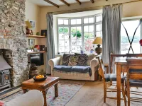 Cottage in Kingsand by Stunning Beach Views