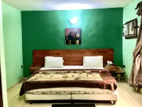 Indices Suites and Gardens