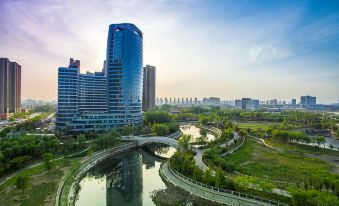 Baoding Licheng Apartment (Donghu Park)