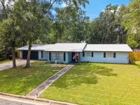 Northwood Estate, 15min from UF, sleeps 9, recently renovated! - Bungalows