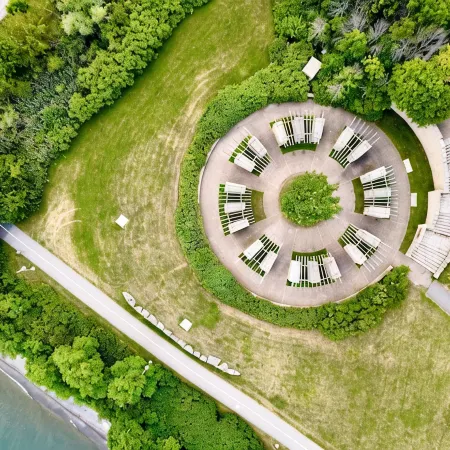 Lake Breeze Apartment, EV Charging & Free Parking