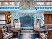 Waybound Yosemite Hotels in Fish Camp