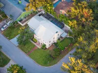 6Br! Sleeps 15+ Htd Pool, Putting Green, Theater, Game Rm, 5 mi to Beaches, Ami