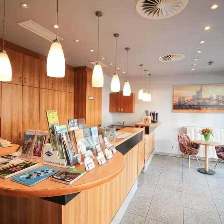 Hotel Miramar am Römer Отели рядом с достопримечательностью «Улица Цайль»