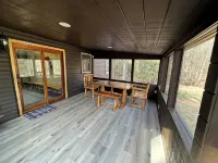 Forest Lake Haven close to Lake George and Gore Mountain, 5 BR spacious and NEW