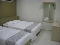 HII-5 Hotel - 2-Star