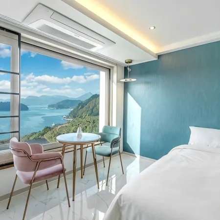Yeosu Pool Villa Resort Rivera