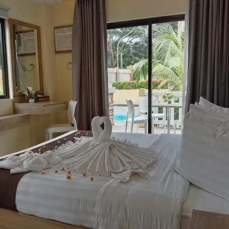 Aquamira Hotel & Resort