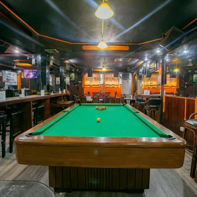 Slouch Hat Hotel and Restaurant Отели рядом с достопримечательностью «Парк Ризал»