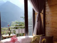 Chill With Home Sapa Hotels in Ta Van