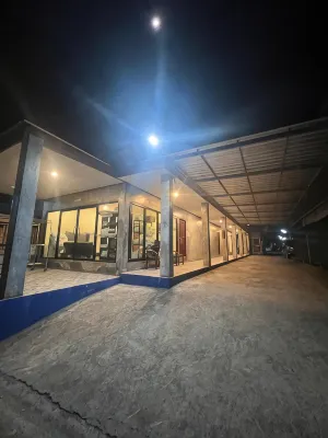 Lion Hotel