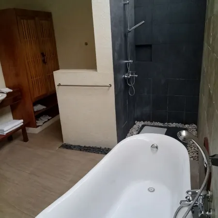 Bluewater Maribago Beach Resort