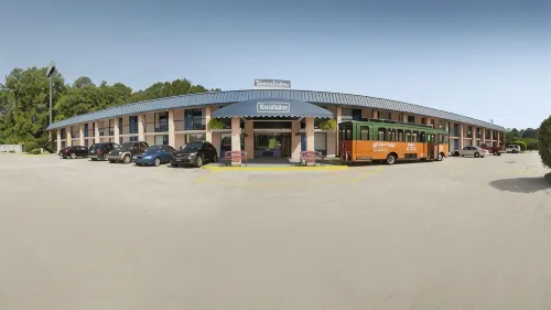 Travelodge by Wyndham Savannah Area/Richmond Hill