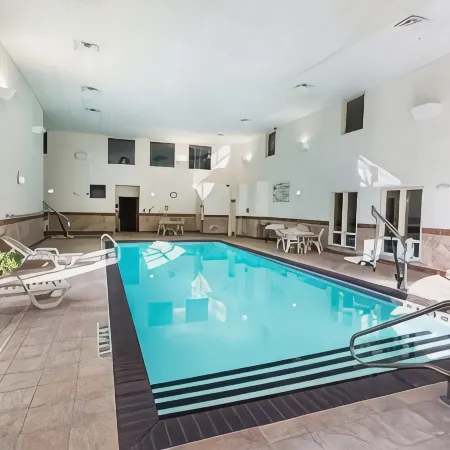 Comfort Inn & Suites