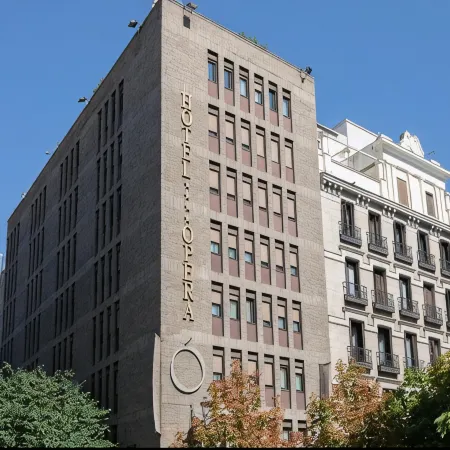 Hotel Opera