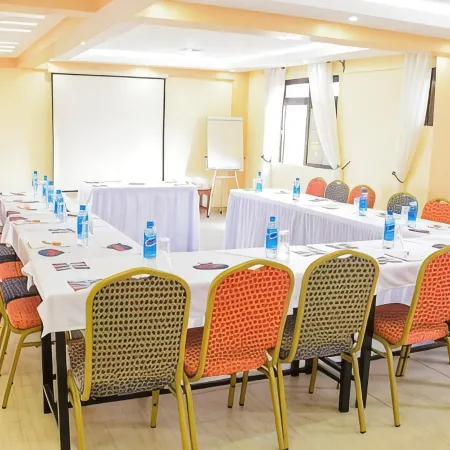 Kiandani Hotel