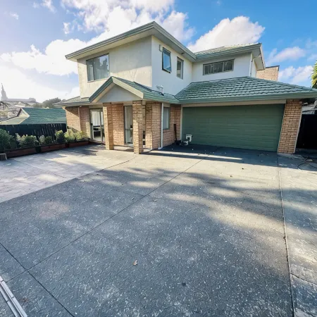 Deluxe Beauty House near Auckland Airport and City Отели рядом с достопримечательностью «Манукау»
