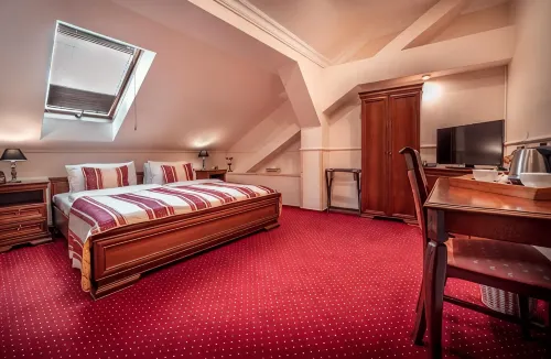Hotel Capital with Private Wellness
