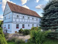 Vacation apartment at the hazelnut bush in Saxon Switzerland. 施特魯彭住宿飯店