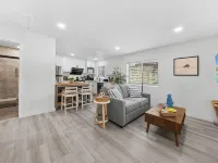 Chic & Fresh 2BSuite in Glendora Hotels in Glendora