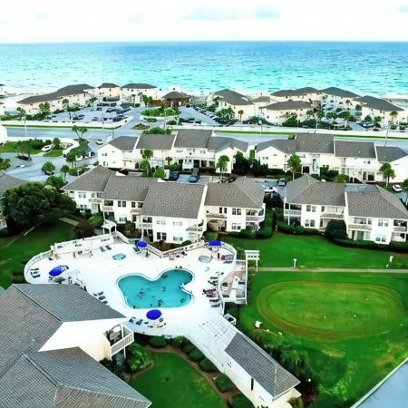 NEWLY RENOVATED 2BR 2BA CONDO - FREE BEACH SERVICE