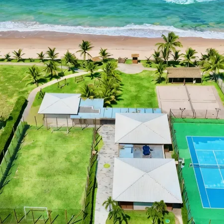 Pearl House Guarajuba Cond. Sea Paradise 100 Meters from the Semi-Private Beach!
