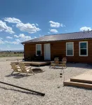 Peaceful Mountain View 2-bedroom Cabin