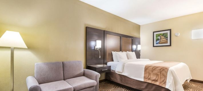 Quality Inn & Suites Florence - Cincinnati South Hotels in Florence