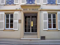 Hôtel du Théâtre Centre Historique Parking Souterrain Gratuit
