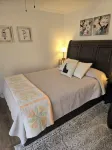 Charming studio in fabulous Meridian, Idaho with WiFi, AC, Private entry. - Apartments