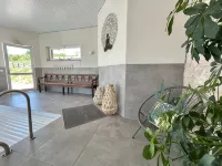 Renoviertes Ferienhaus 115 qm, mit Ganzjährig Beheiztem Innenpool 28 C und Spa