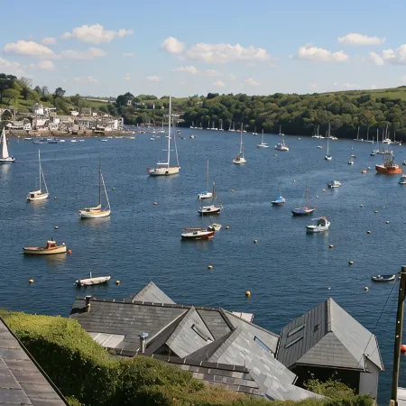 Cottage (2 bedrooms - 3 beds) Polruan Fowey-stunning views over the estuary+sea