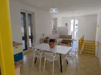 Detached villa 30 mt from the sea - 2-Star