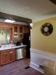 Specious and Cozy Ranch home  with moonlight windows  near Stone Mountain Park