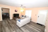 Claremore Whole House - Just Fully Remodeled - Dogs Allowed - No Checkout Chores