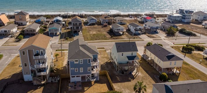 Ocean-View Home w/ Hot Tub, Fire Pit & Elevator, 3-Min Walk to Beach Access Hôtels à&nbsp;: Comte de Pender