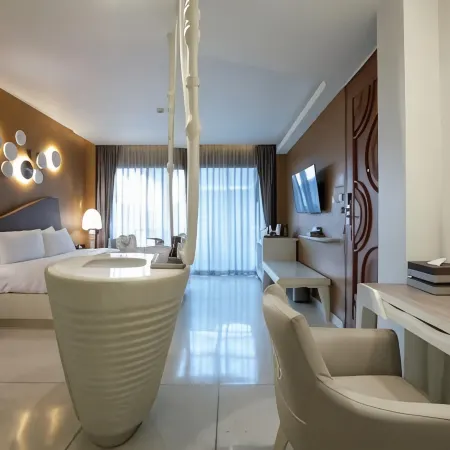 Rachabhura Hotel
