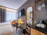 Radisson RED Berlin Kudamm Отели рядом с достопримечательностью «Торговый центр Bikini Berlin»