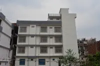 The Village  호텔
