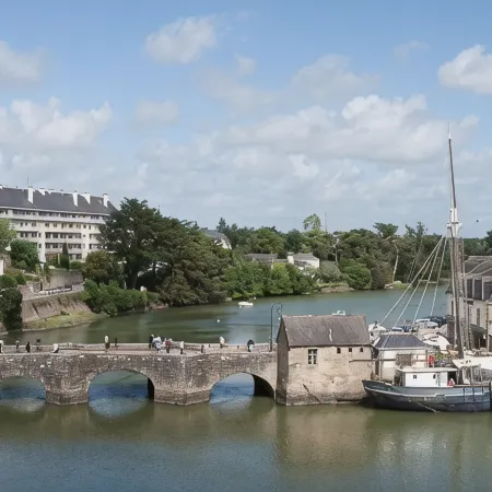 Luxueux Petit Cocon sur le Port de Saint-goustan Отели в г. Оре