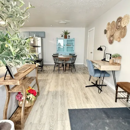 Restful Nest A 3bd&2ba in Midtown Anchorage
