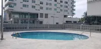Isla Verde- Beautiful Oceanside Condo. Free parking & wi-fi.  CHECK RATES. - 私人泳池