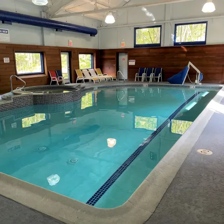 Mount Snow Timber Creek Townhouse with Pool and Ski Shuttle