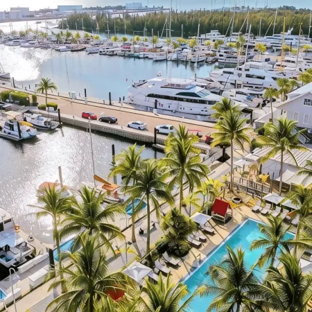 Sentient Waters: 63' Boat With Full Amenities & Sun Deck