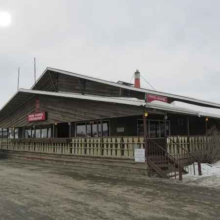 Airport Chalet